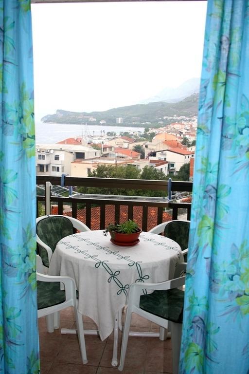 Apartments Mandic Tučepi Δωμάτιο φωτογραφία